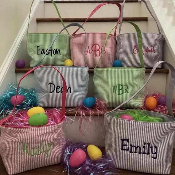 Children's Personalized Easter Baskets Personalized etsy.me/3yXrlKb #easterbaskets #kidseasterbasket #bluebasketboy #pinkbasketgirl @etsymktgtool