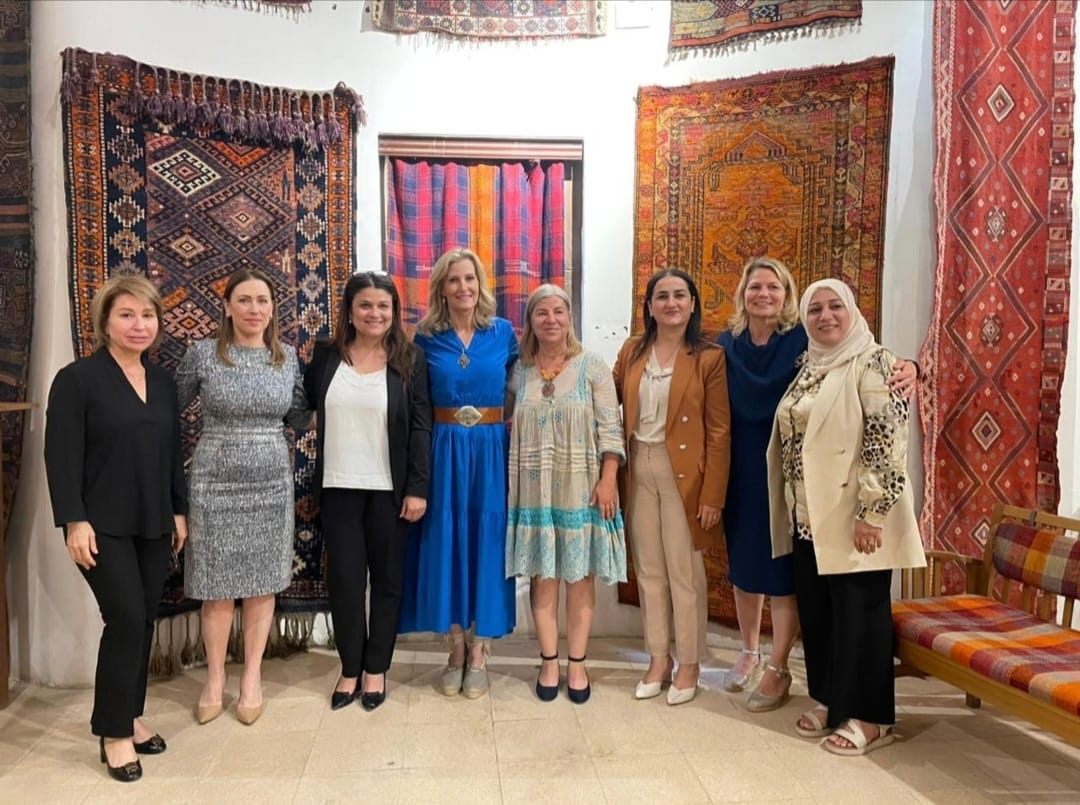 Inspiring discussion at the Citadel where HRH The Duchess of Edinburgh heard from women activists & NGOs about their efforts to implement #WomenPeaceSecurity, including promoting women peacebuilders & political participation, to make the #KRI more peaceful, secure & prosperous