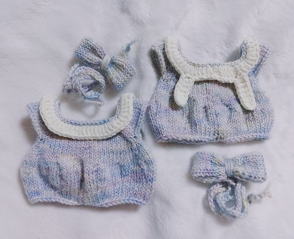 주문을받고 생각보다 시간이 너무 오래걸려서 제가 너무 속상했어요.
일은 바쁘고 속도는 안나고 ㅜ.ㅜ
그래도 다 만들었죠.
오늘 우체국가니 내일 배송없다하셔서
그냥 들고 다시 왔내요.
분실우려도 있고해서 
화요일에 총대님께 보낼께요
기다려주셔서 감사합니다.
연휴 잘 보내세요. #말랑이네