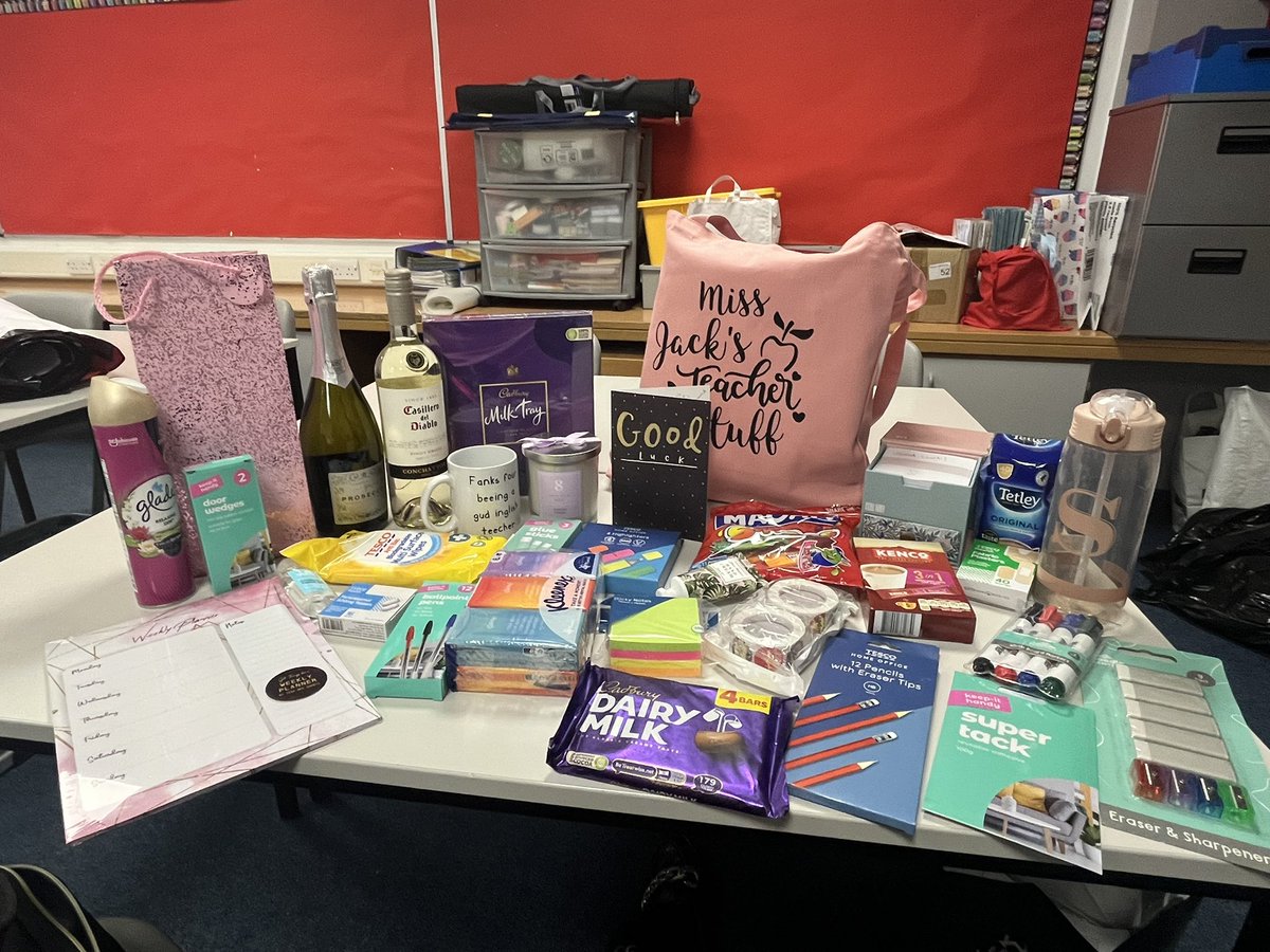 Miss Jack tweet media