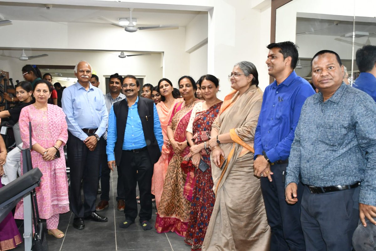 Vice Chancellor Prof. KG Suresh inaugurated the gym in the girls hostel. itdcindia.com
#GIRLSHOSTEL