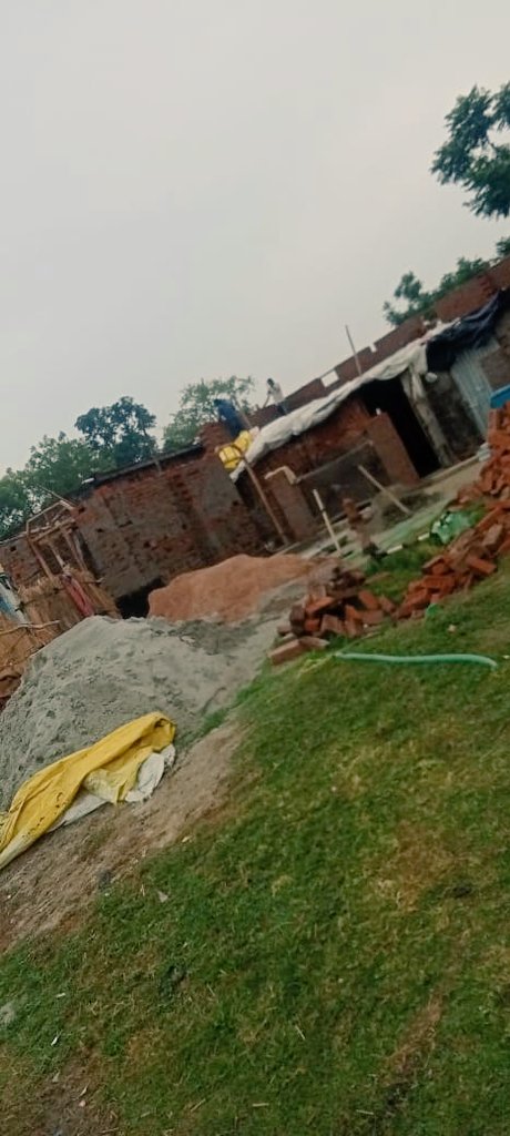 nt24newsnetwork's tweet photo. हरिराम द्वारा न्यायालय उपजिलाधिकारी इटवा सिद्धार्थनगर वाद नंबर- T201817630303970  ग्राम  बहुती तप्पा कोट तहसील- इटवा जिला सिद्धार्थनगर आपने कार्यवाही की तबभी काम धड़ल्ले से चल रहा है कृपया जांच करके उचित कार्रवाई करें
@siddharthnagpol @dmsid1 @pal_jagdambika https://t.co/5ClY9H7j1P
