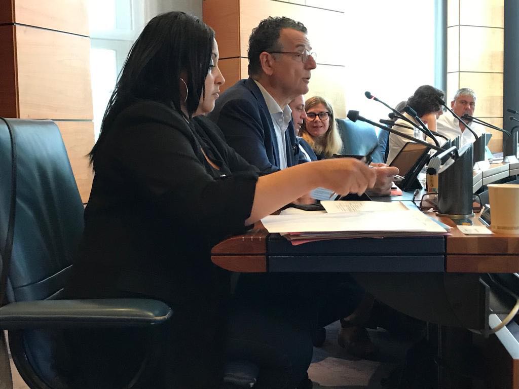 Baya Kherkhach insiste sur le besoin croissant de mode de garde, notamment des familles monoparentales lors des reprises d’activité,(emploi, formation, cours de langue). Ces actions doivent être développées, conjointement avec l’agglo d’Agen pour répondre aux besoins spécifiques.