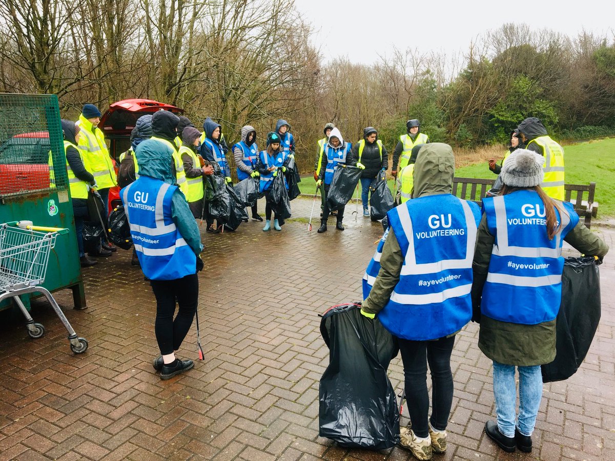 srcvolunteering's tweet image. We are hosting a litter pick with @uofgguest on the 12th June 3-5pm. This is your opportunity to start working towards those Saltire and UofG Volunteering awards over summer.
😎☀️

More information about this opportunity can be found here: glasgowunisrc.org/volunteering/o…