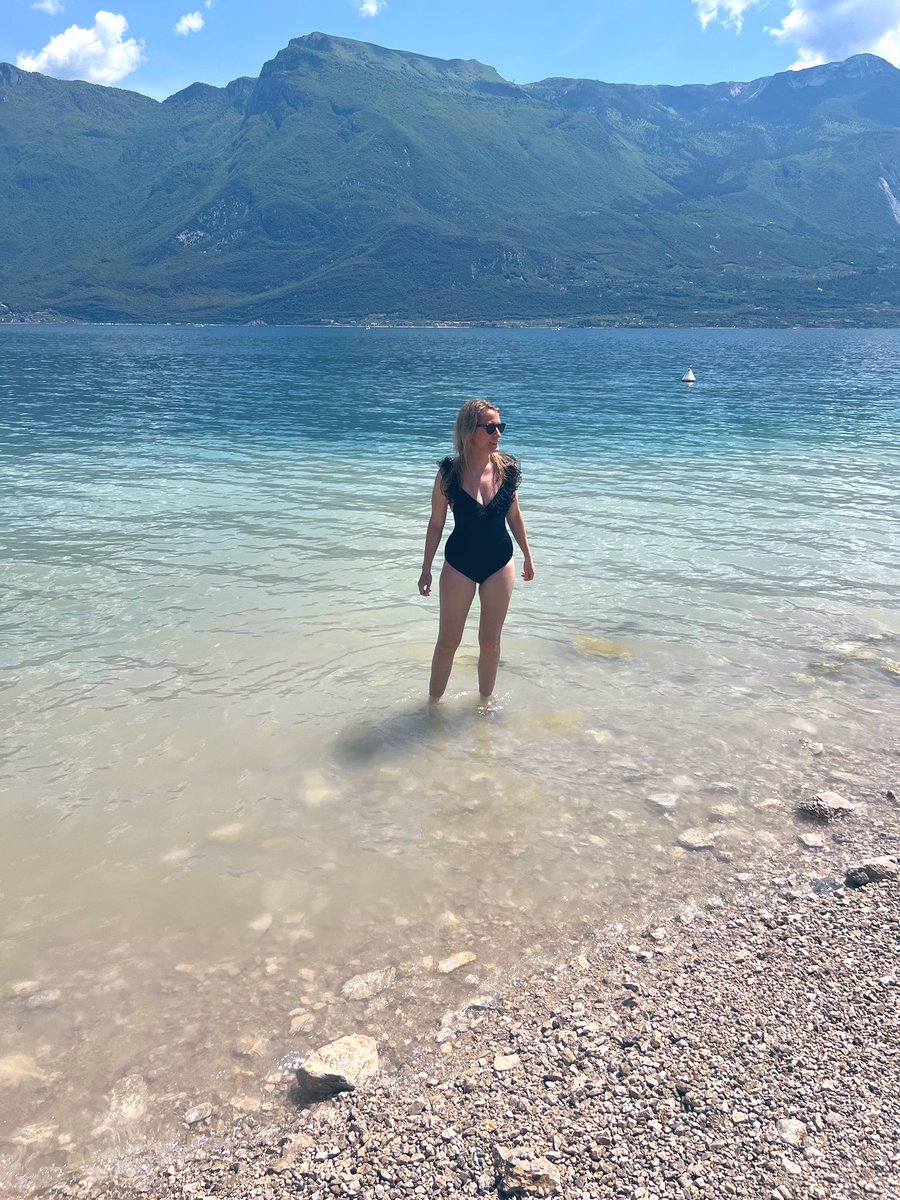 Zu kalt zum Schwimmen 🥶 #Gardasee