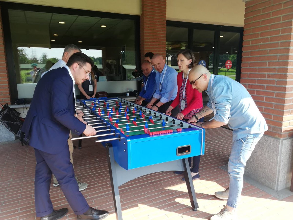 challengentwrk's tweet image. Cooperazione, talento e focus: lo #sport è anche formazione per il business. #ChallengeNetwork è partner tecnico dell’assemblea annuale di #Confimprese con attività di #teambuilding ludico-sportive nella splendida cornice di Tolcinasco (PV)