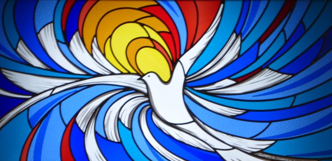 cumbernauldold's tweet photo. Sunday 28th May is the Day of #Pentecost and our  morning worship at Cumbernauld Old will be a joint service with our friends from Kildrum St  Mungo’s.
The service in Cumbernauld Old Parish Church will be   at 11.00am and everyone is welcome! https://t.co/FZys6yFIOe