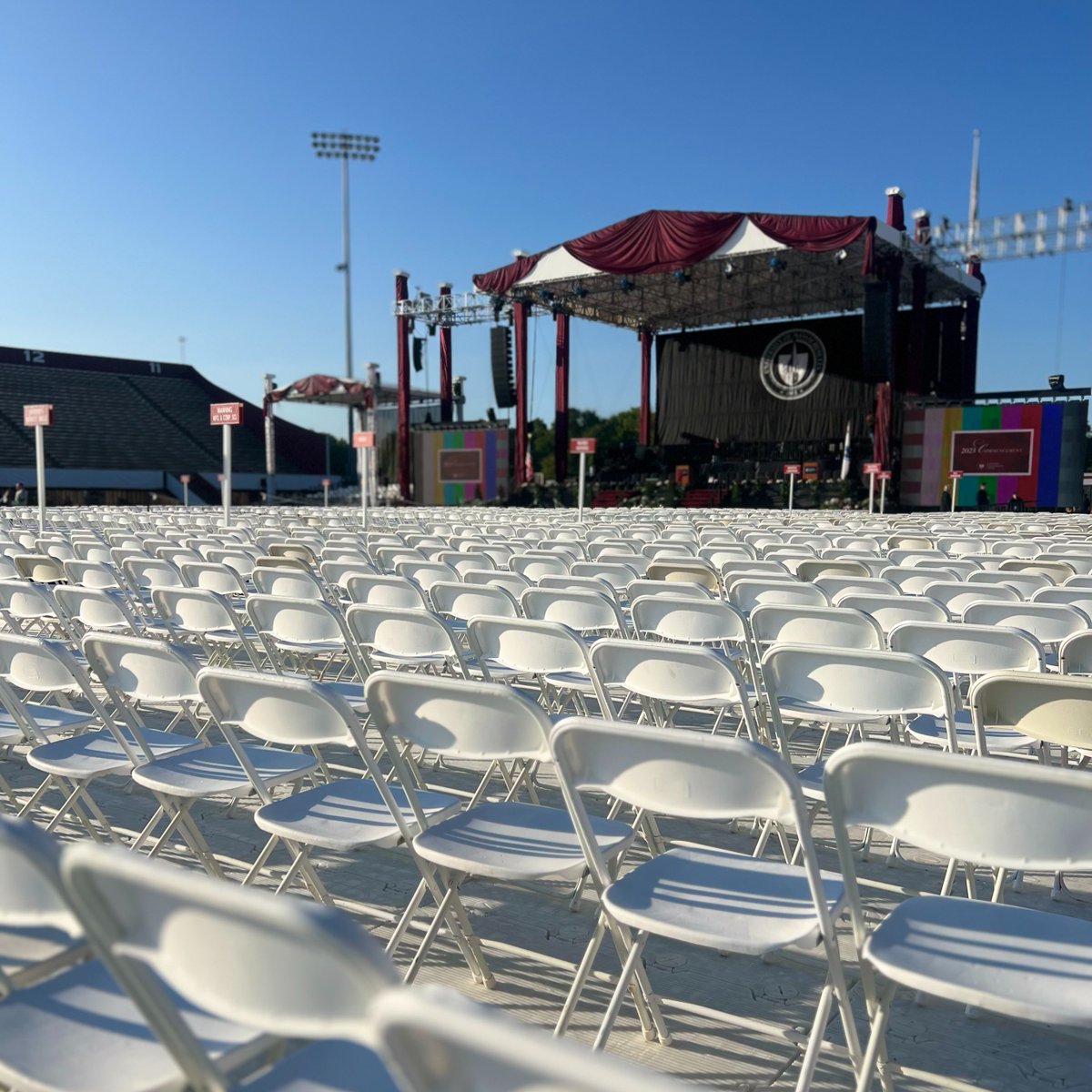 UMassAmherst's tweet image. Today is the day! The 2023 Commencement ceremony for UMass Amherst will begin later this morning 🎉 🎓 

#UMassAmherstGrad2023 #Commencement2023 #Classof2023
