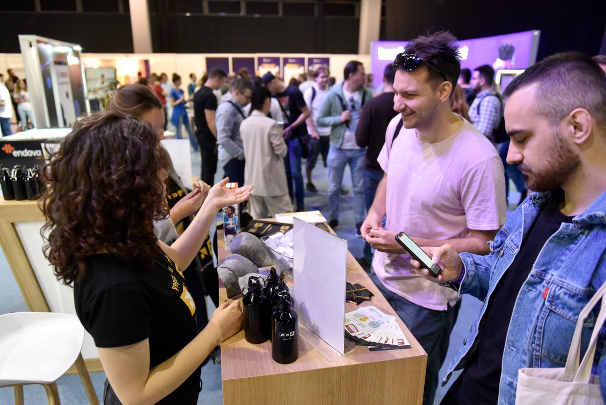 Thank you all who came to ITkonekt 2023 this weekend! 🤩
We hope you've enjoyed it!

We are sharing a photo album to let you in on a bit of the atmosphere from the ITkonekt 2023, this weekend in Hall 5 at the Belgrade Fair 🙂

facebook.com/media/set/?van…