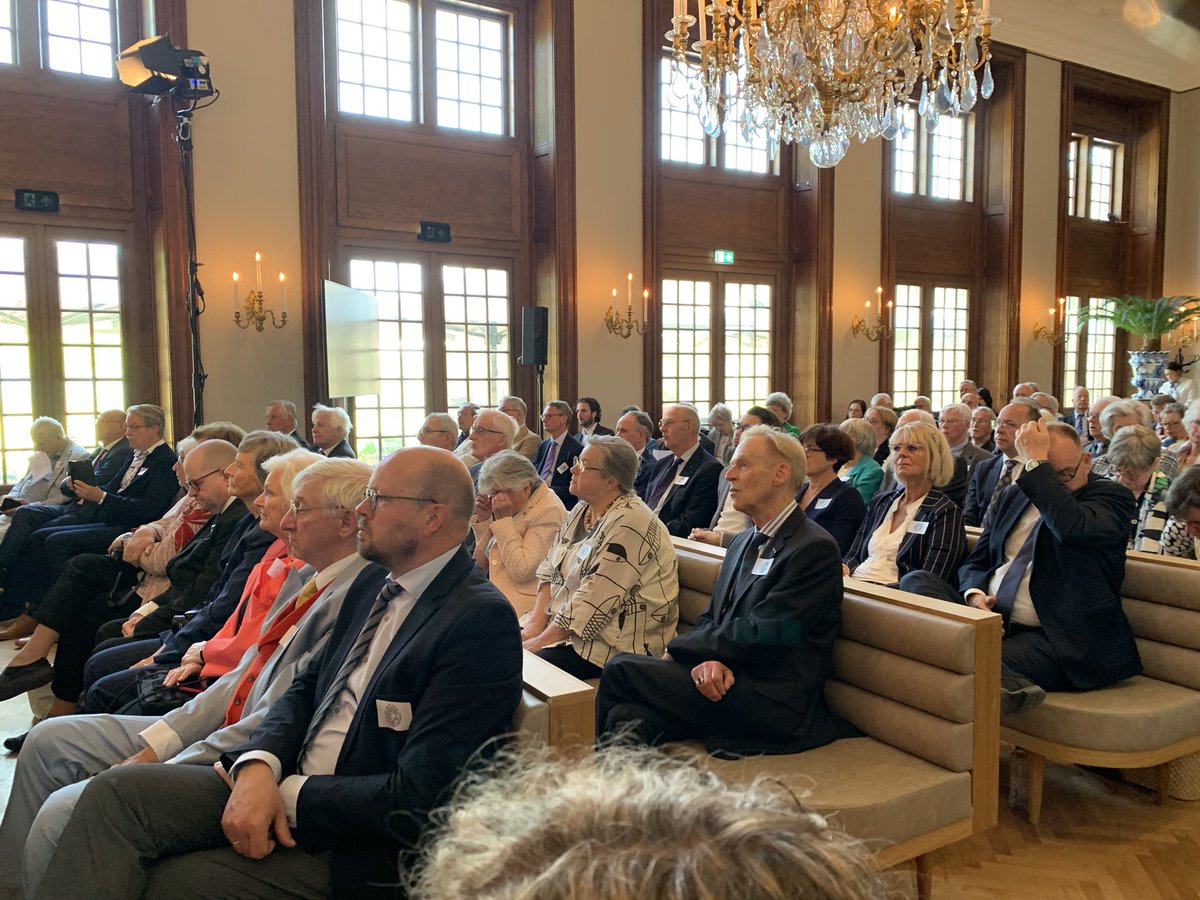 100 jarig jubileum van de Geschiedkundige vereniging Oranje-Nassaus in aanwezigheid van ZM koning Willem-Alexander #paleishetloo oranje-nassau.org