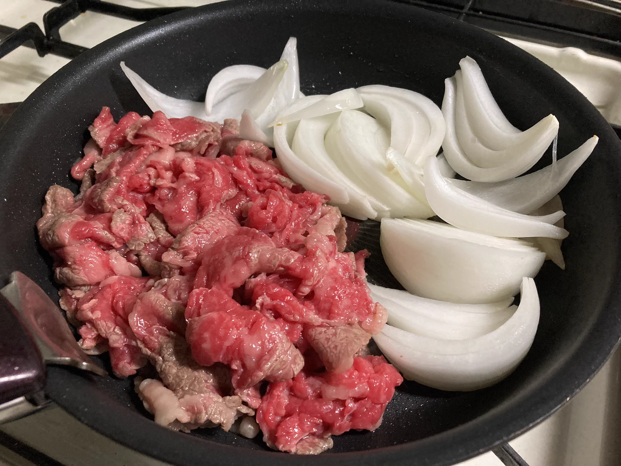 全農広報部も納得の味！食べる前は疑ってた「トマトすき焼き」が最高に美味だった！