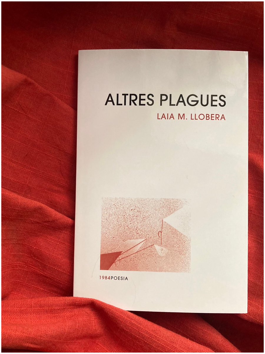 Altres Plagues arriba a llibreries el dia 7 de juny!
Ha estat una dèria, una obsessió, un llenç, tot de diccionaris, l’abstracció i tantes altres coses que m’he endut d’un continent a un altre. I ara és vostre.

Agraïda a Edicions de 1984 per la confiança, la cura i la paciència.