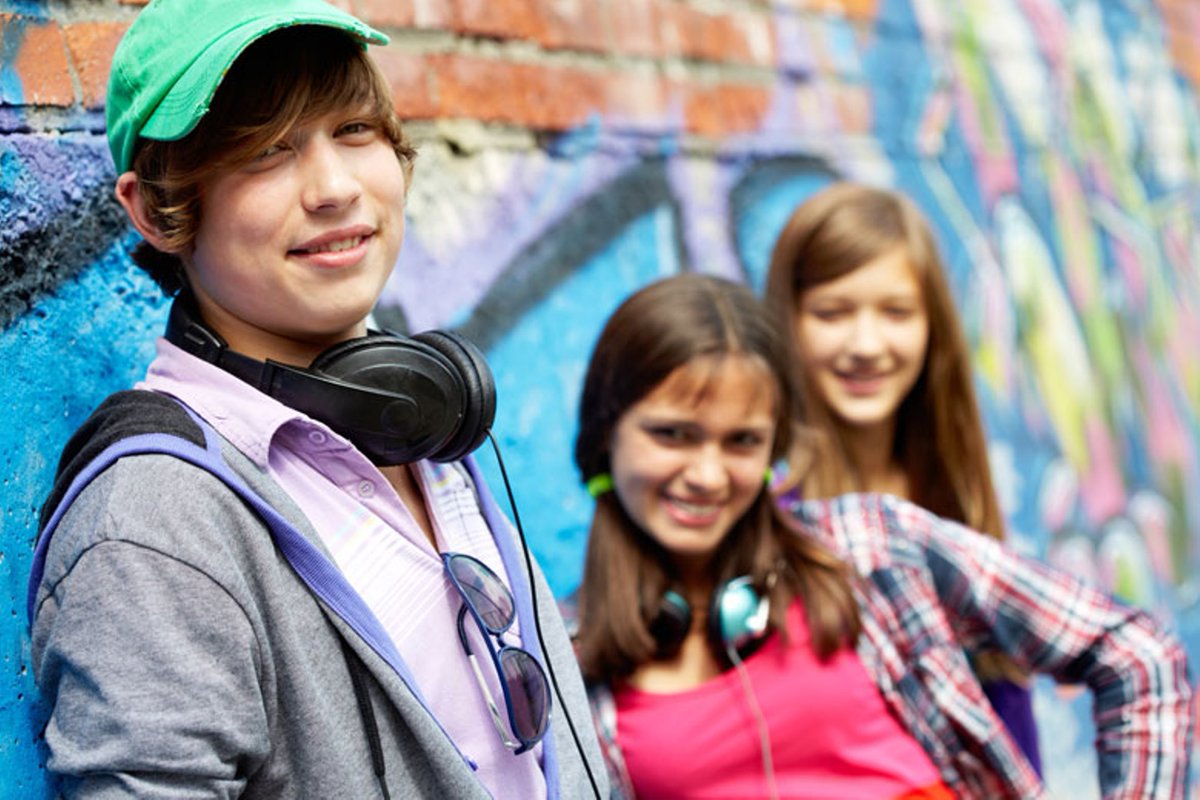 Plezier op school cursus in Rivierenland voor aanstaande brugklassers voor wie de overgang naar het VO lastig is.
Start in de zomervakantie in <a href="/gemTiel/">gemeente Tiel</a> en <a href="/Culemborg/">Gemeente Culemborg</a> 

Info en aanmelden: propersonaconnect.nl/aanbod/cursuss…