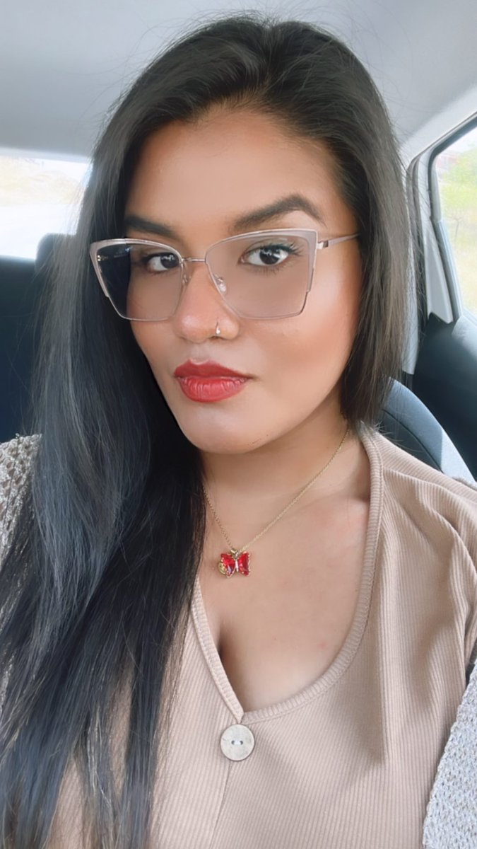 Este tuit se cita con una foto con lentes 🫶🏽❤️