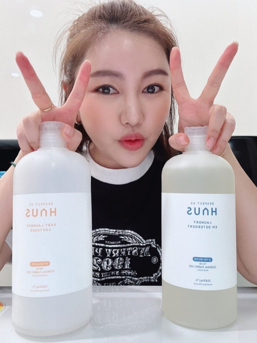 hellogain_2019's tweet photo. 쪼꼬미 ✌🏻
너무 귀여운거 아닌가?
벌어지는것도 귀엽고ㅋㅋㅋㅋㅋㅋㅋ
셀카는 또 없는건가요?

#송가인 #홍보요정 https://t.co/wZEWQCA4zf