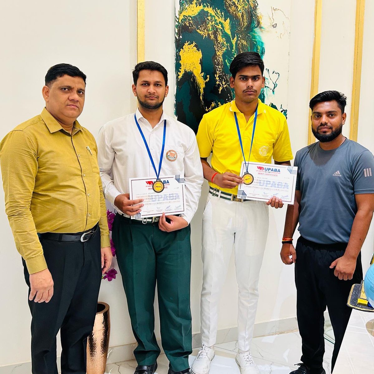 AzadSchool's tweet image. Two students Boxers Rishabh and Arun Kumar ( class XII D ) of azad Public school have won the  bronze medal in UPABA Youth boxing open state 92+ kg , 75+ kg category respectively #boxing #boxingring #winner #upaba #azadpublicschool #bulandshahr #aps