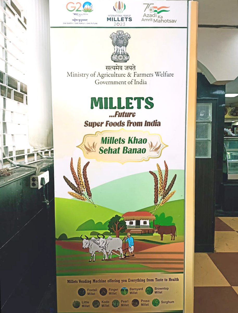 Saw this Snacks Vending Machine containing all #Millets based chips & cookies,Installed at our MeitY's canteen🤗

I am taking millets in my diet for past few months. So, amazed to see that now I can also have millet cookies & chips for healthy munching
#InternationalYearOfMillets