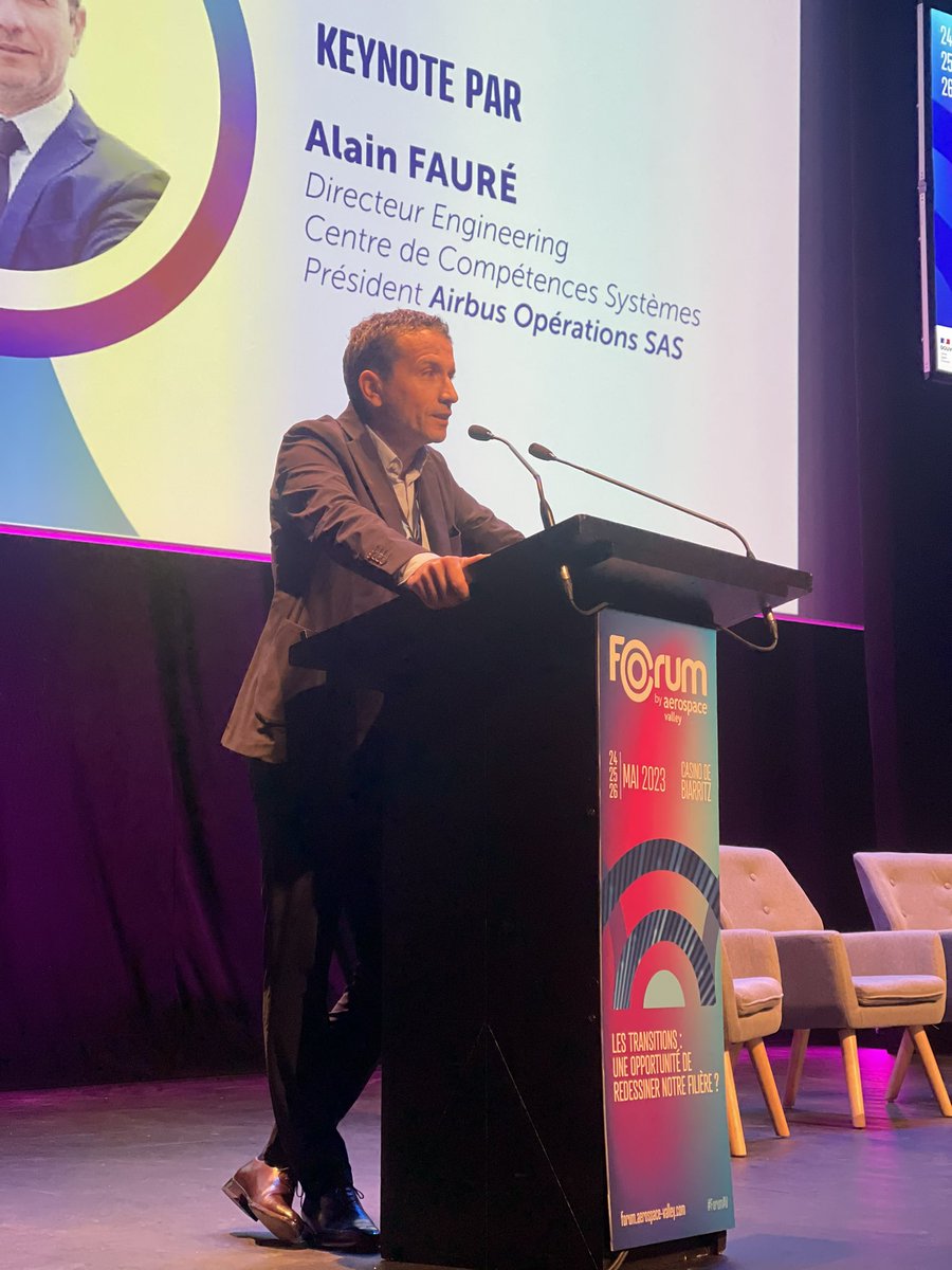 AerospaceValley's tweet photo. [ #ForumAV ] Un grand merci également à Alain Fauré, President d’@airbus Opérations SAS pour son éclairage avant la clôture de l’événement. 

#aeronautique #innovation https://t.co/CTktCfXuEz