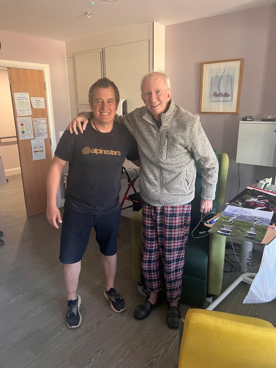 hospiceiom's tweet photo. Today, we helped make our patients dying wishes come true 🏍️
We are incredibly grateful to John McGuiness who took time out of his busy TT schedule to come &amp; meet with Mr Graham Whittaker and Mr Ian Gardner who are both currently at Hospice for end of life care  @ttracesofficial https://t.co/czBb3njMQK