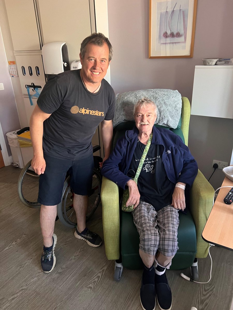 hospiceiom's tweet photo. Today, we helped make our patients dying wishes come true 🏍️
We are incredibly grateful to John McGuiness who took time out of his busy TT schedule to come &amp; meet with Mr Graham Whittaker and Mr Ian Gardner who are both currently at Hospice for end of life care  @ttracesofficial https://t.co/czBb3njMQK