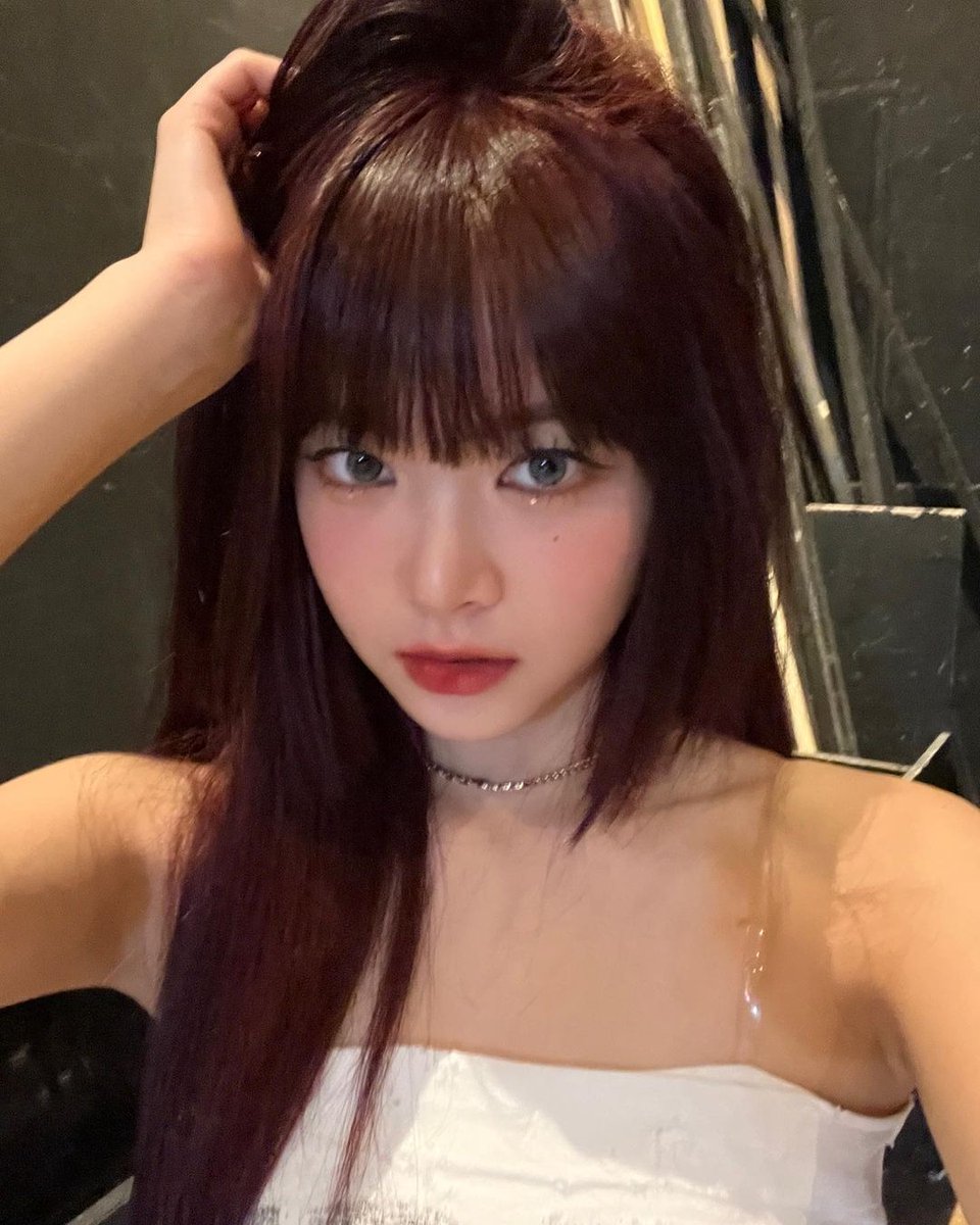 🪞🎀 - restarting.. day 9!

hi, i'm eli! looking 4 interactive moots!, let's be #moots

☆ she/her, filo, minor
☆ not new to #kpoptwt or #stantwt
☆ fearnot, dive, engene, blink, midzy, once, and more!
☆ any fandom is ok!

 ♡ / ↺ to spread, thankyousomuch!