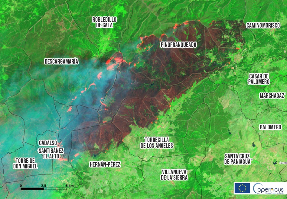 CICTEX_OFICIAL's tweet photo. 📷  Tras el #IFPinofranqueado que afectó a las comarcas de Sierra de Gata y Las Hurdes, mostramos estas imágenes comparativas (la segunda en falso color para distinguir el área calcinada).  Han sido arrasadas más de 10,000 hectáreas📷.
#Copernicus #Extremadura #IDEEX #Sentinel2 https://t.co/Uu0Q6z2s0w