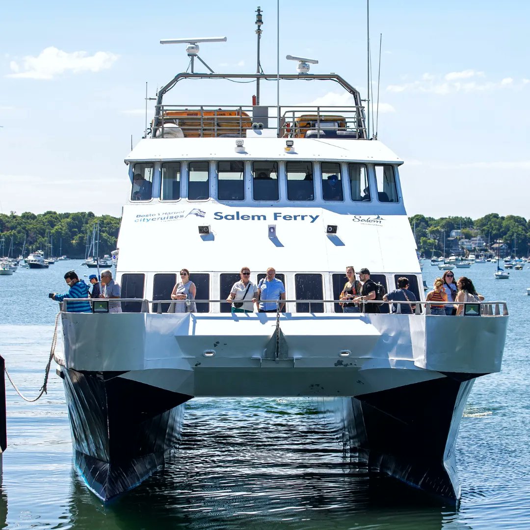 Today is the opening day for the 2023 season of the Salem Ferry. Take in the coastal views from Salem to Boston as you explore the North Shore aboard the Nathaniel Bowditch 🌊 @CityExperiences buff.ly/3pQSX2o 📷 John Andrews / Creative Collective