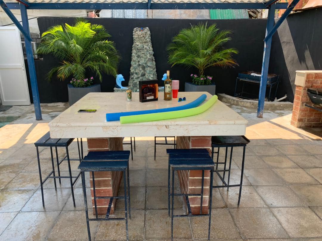 hamakavibescuba's tweet photo. ¡Disfruta un día refrescante en nuestra #piscina! en Arroyo Naranjo. Capacidad 30 personas. Abierta de 9:00am a 6:00pm.
Comida, por $790 cada plato. #Cerveza
¡Reserva https://t.co/B0u7DRXdCa
#destinycuba
#SaveWarriorNun
#tezos
#Pasadia
#piscinaprivada
#cuban https://t.co/eaMxMVFlok