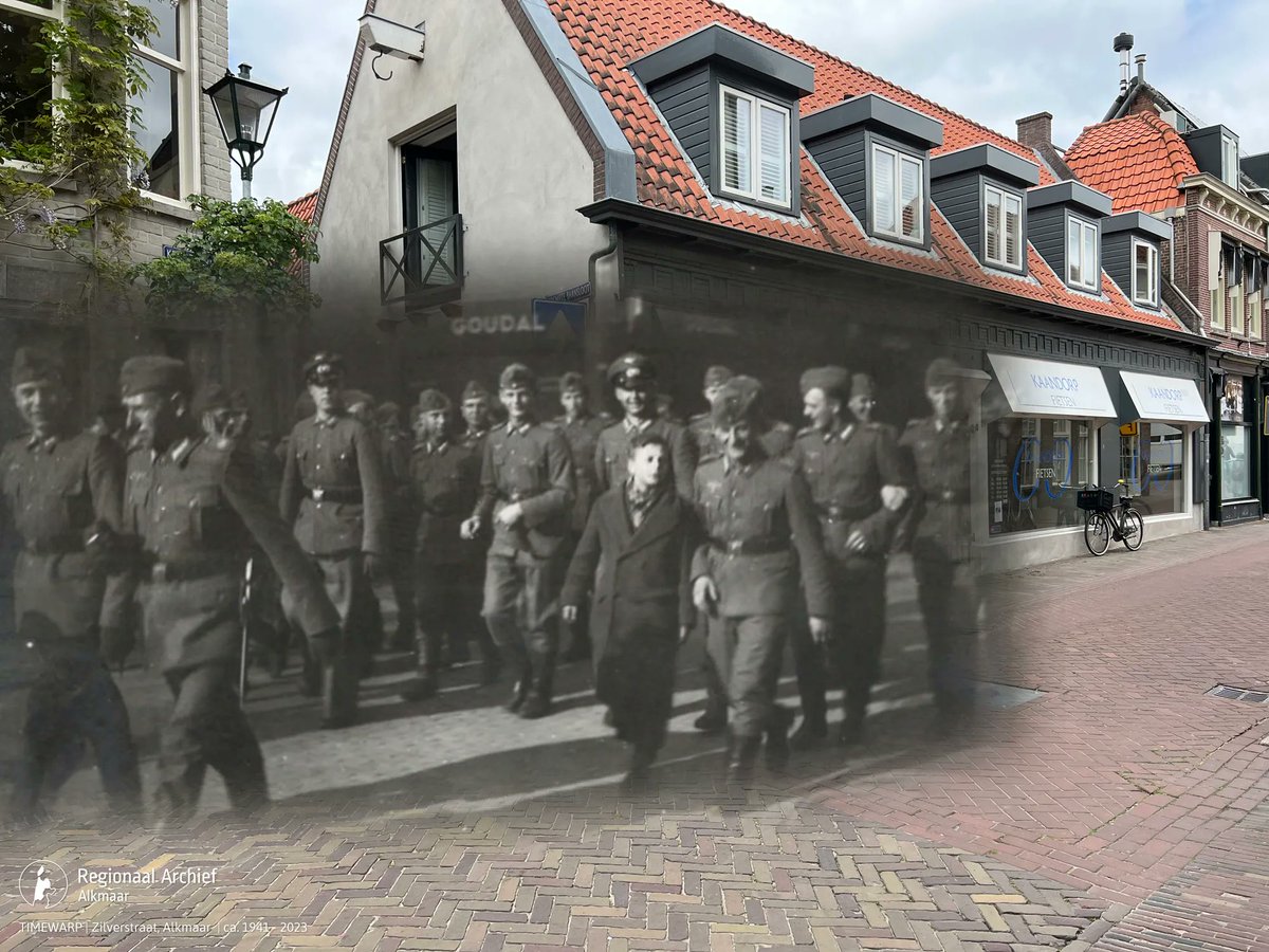ArchiefAlkmaar's tweet photo. Nieuwe foto's in onze beeldbank laten een Duitse marine-opleidingseenheid zien rond 1942. Deze eenheid was gestationeerd in een barakkenkamp aan het Dr. Schaepmanplein. Bekijk hier alle foto's: https://t.co/VpXbqgfbEr #wo2 #tweedewereldoorlog #alkmaar https://t.co/IRBVBUZJ3e