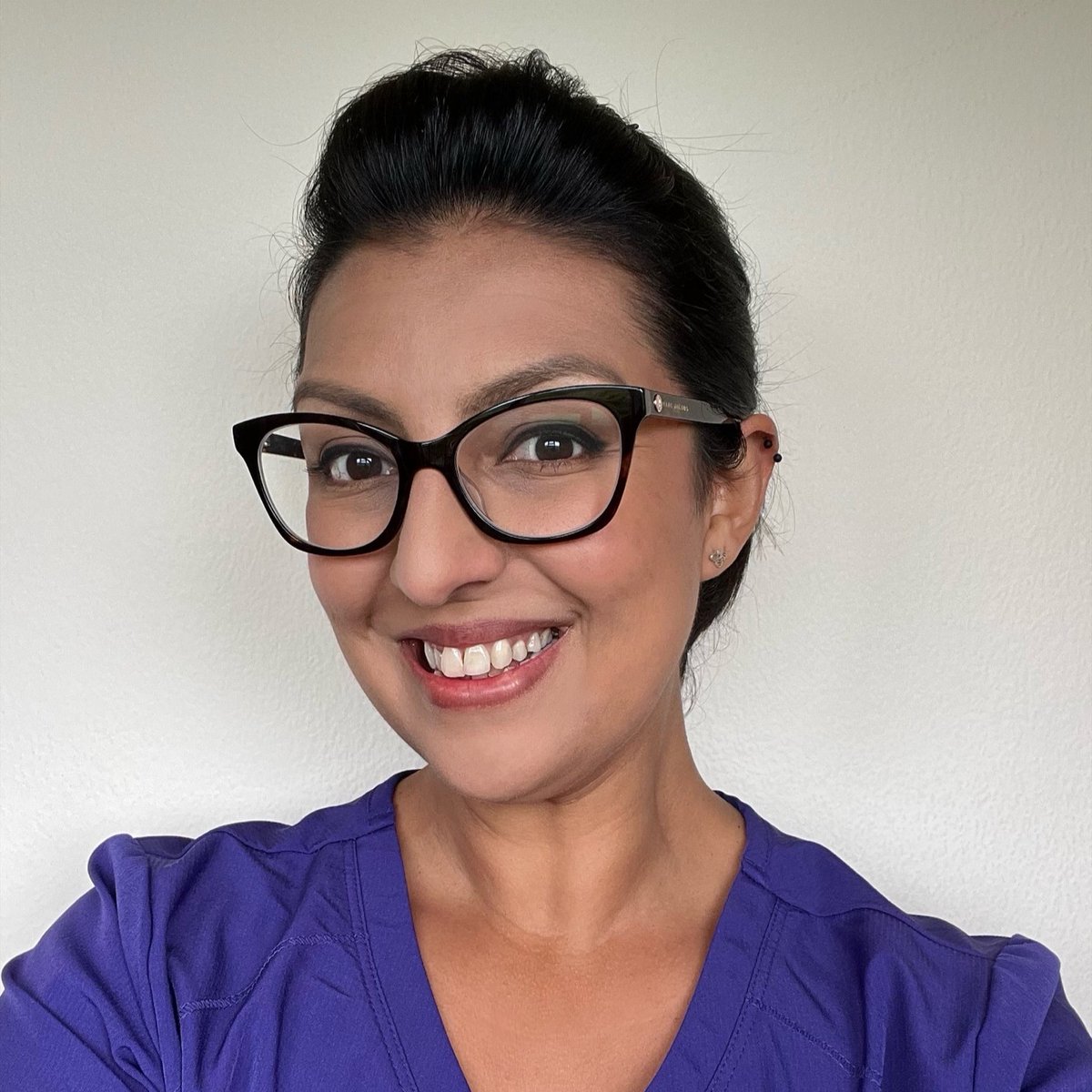 Ahead of #EmergencyMedicineDay tomorrow, we spoke to Claire Bronze, consultant in Emergency Medicine:   

“EM day is about recognising the importance of excellent and timely emergency care and the difference that it makes to the lives of people everywhere.  

1/