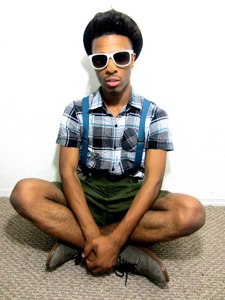 officialtekiah's tweet photo. Photos from my summer shoot in 2013. "Diversidad del Verano." I tried different looks lol 
Subscribe: https://t.co/LBLj31JxBi
Follow: https://t.co/uLRBn9Pvds… ☺️🕺🏾
#Model #American #Fashion #FloridaModel #Mohawk #Artist #TekiahMalik #PTM #FitMen https://t.co/IX4GNYGhet
