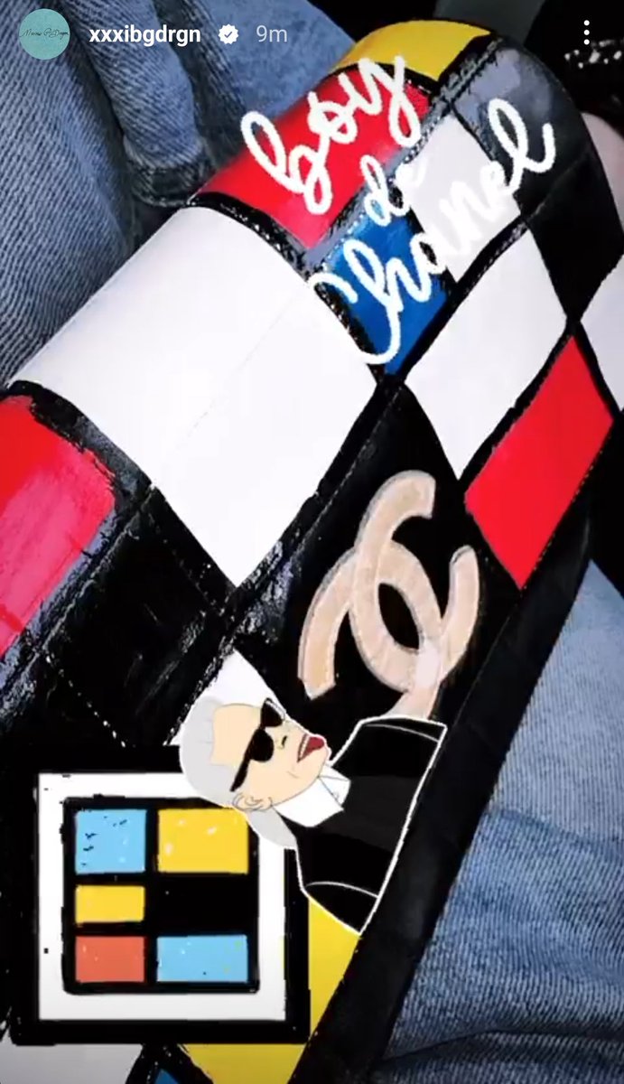 GDRAGON'S IG Story :

The CHANEL bag reminds me of someone 🥺..idc I'll take it as GTOP crumbs 😤

#GDRAGON #BIGBANG_TOP #TTTOP