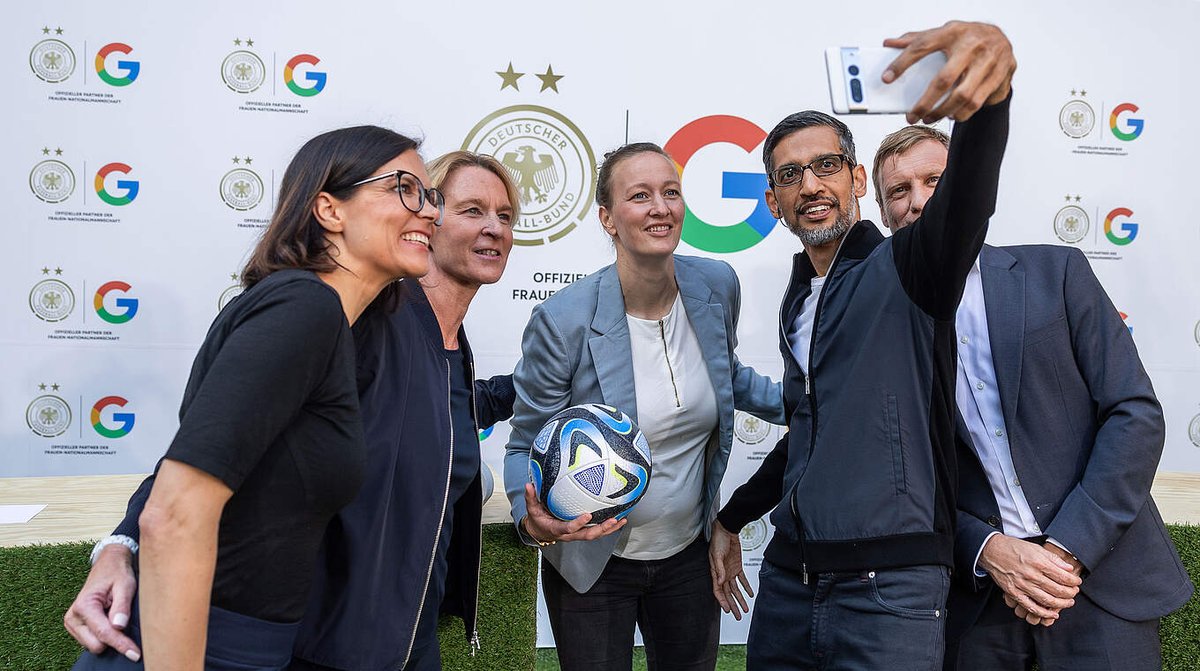 A three-year sponsorship agreement between <a href="/Google/">Google</a> and the German Football Association (<a href="/DFB_Frauen/">DFB-Frauen</a>) has been announced. ⚽ 🇩🇪

As the new 'Official Partner' of the German women's national team, Google and DFB plan to launch new marketing campaigns around Google Pixel.

#Football