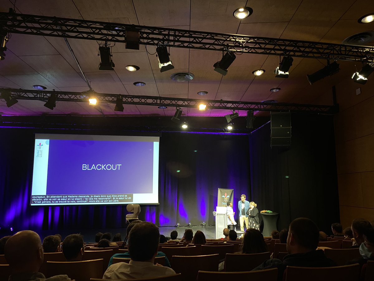 amouliere's tweet photo. Récit d’une reconversion et atelier théâtre au #devfestlille https://t.co/d3dMEBpQOO