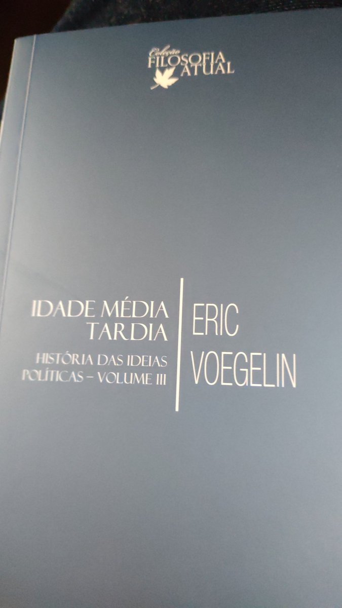 Enquanto viajo para SP (capital), lendo um bom livro.

#Historiadasideiaspoliticas #EricVoegelin
#Historia 
#Politica