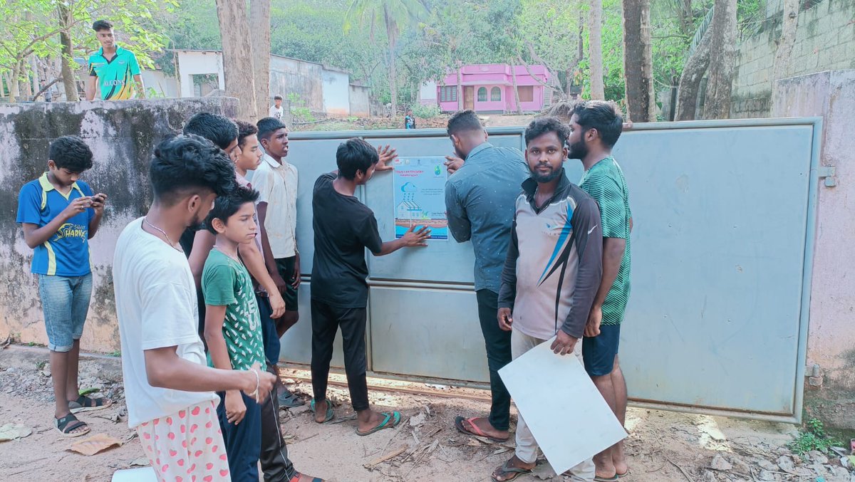 NYK_Kanyakumari's tweet photo. Catch The Rain-III Phase programme has been organised by FALCON SPORTS CLUB at Nattalam and surrounding villages of Kanyakumari district in the month of May 2023.
#CatchTheRain #nykkanyakumari #Nationalwatermission #nyksProgramme #NYKSIndia #JalShaktiAbhiyan #departmentofyouth https://t.co/qMWPRoJhGF