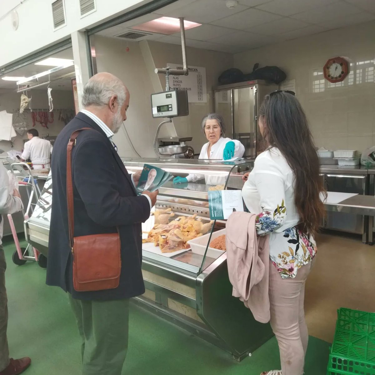 ManuMoinelo's tweet photo. Hoy en el mercado de San Agustín.

#ciudadanoscoruña #Ciudadanos #cscoruña #acoruña #ACoruña #28M #Galicia #acoruna https://t.co/okejuCY6BR