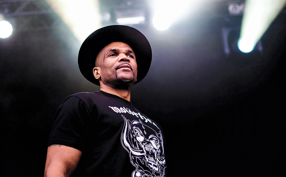 MarkArum's tweet image. Today on the show: @THEKINGDMC!!! #MemorialDay travel. Displaced Atlanta residents. #SwapShop. Salad Bae. Plus, we&apos;ll do an AMA. 9am-noon on @wsbradio.