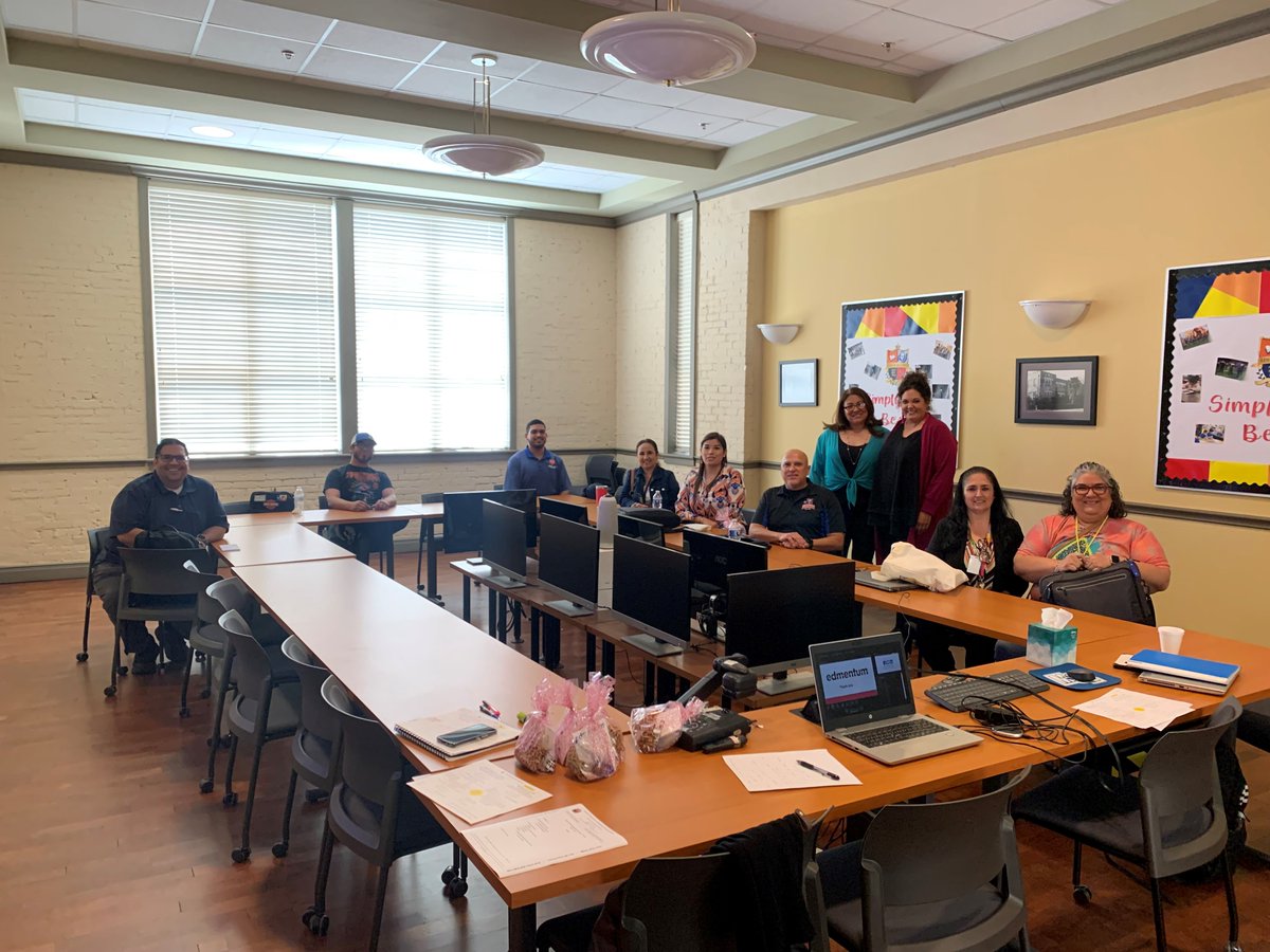 It was a great day in <a href="/Edinburgcisd/">Edinburg CISD</a>  with the elementary lab managers preparing for summer school ! This staff is ready to go! <a href="/DrThompsonAdams/">Amber Thompson-Adams</a>  <a href="/edmentum/">edmentum</a>