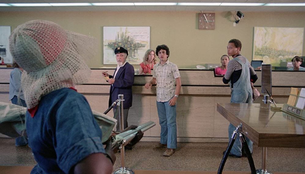 FilmsQuirky's tweet photo. #BlackSistersRevenge aka #EmmaMae (1976)
Naive country girl from Mississippi comes to town &amp; takes up and falls for a loser, pill-popping head nothing involved with the local street gang. When he is arrested she tries to get his bail.
#JerriHayes #GirlsWithGuns #FilmTwitter 📽️ 🎬 https://t.co/8o0y5ukK8T