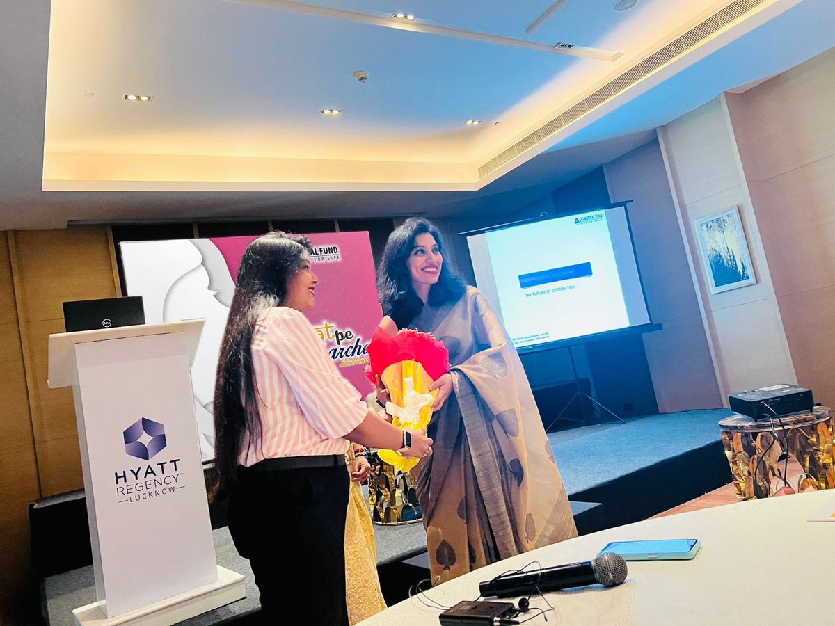 PrableenBajpai's tweet photo. And where’s what we did 

‘Chat Pe Charcha’ is a wonderful initiative by SBI MUTUAL FUND and Sumaira to create a stronger community of women advisors and distributors. https://t.co/MKPKbxPhhB