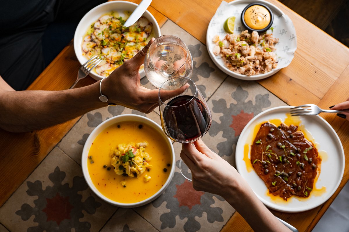 A dining experience like no other✨

Cheers to our new menu, carefully crafted with the finest and freshest ingredients 🥂 Book your table now and discover our new flavours.

hovarda.london/reservations

#HovardaLondon #AegeanCuisine #NewMenu #finedining #foodie