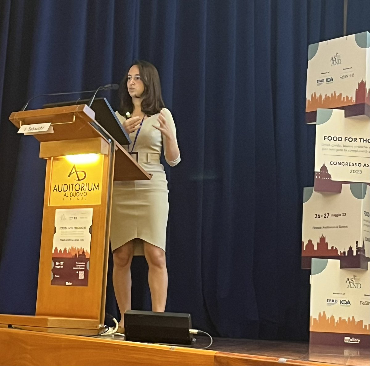 Interesting development presented by <a href="/FraTabacchi/">Francesca Tabacchi</a> ‘non medical prescribing: a natural step for dietitians’. <a href="/BDA_Dietitians/">British Dietetic Association</a> are ready for that! <a href="/efad_org/">EFAD</a> joined the ASAND annual conference ‘Food for thought’ in Florence