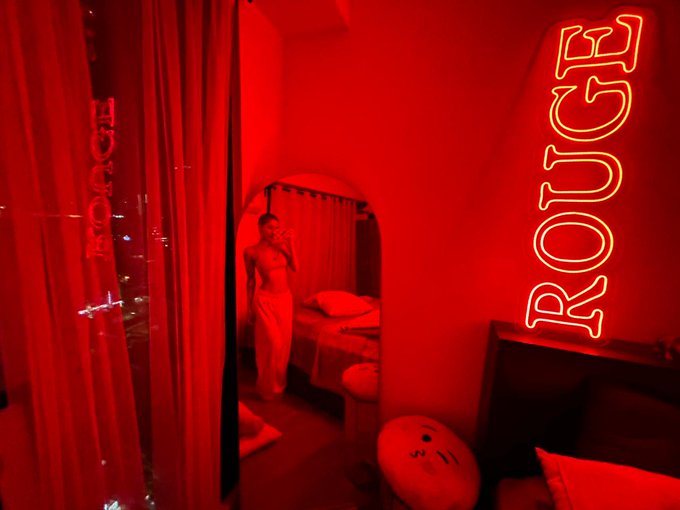 The House of Rouge https://t.co/TDFbfQEoCE  #emmarouge #rouge #model #contentcreator #photooftheday #thoughtoftheday<a href="/tag/emmarouge"class="tags">#emmarouge</a><a href="/tag/photooftheday"class="tags"><span>#photooftheday</span></a><a href="/tag/model"class="tags"><span>#model</span></a><a href="/tag/asian"class="tags"><span>#asian</span></a><a href="/tag/rouge"class="tags"><span>#rouge</span></a><a href="/tag/thoughtoftheday"class="tags"><span>#thoughtoftheday</span></a>