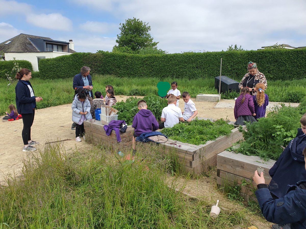 FrogstonPS (@FrogstonPS) on Twitter photo 2023-05-26 12:46:30 P2a also LOVED their time with Margon and Lily from @GreenTeamEdin! They hunted for minibeasts, recorded their findings and then made their own beasties using clay. #outdoorlearning #skills #science Thank you Green Team! P2a also LOVED their time with Margon and Lily from @GreenTeamEdin! They hunted for minibeasts, recorded their findings and then made their own beasties using clay. #outdoorlearning #skills #science Thank you Green Team!
