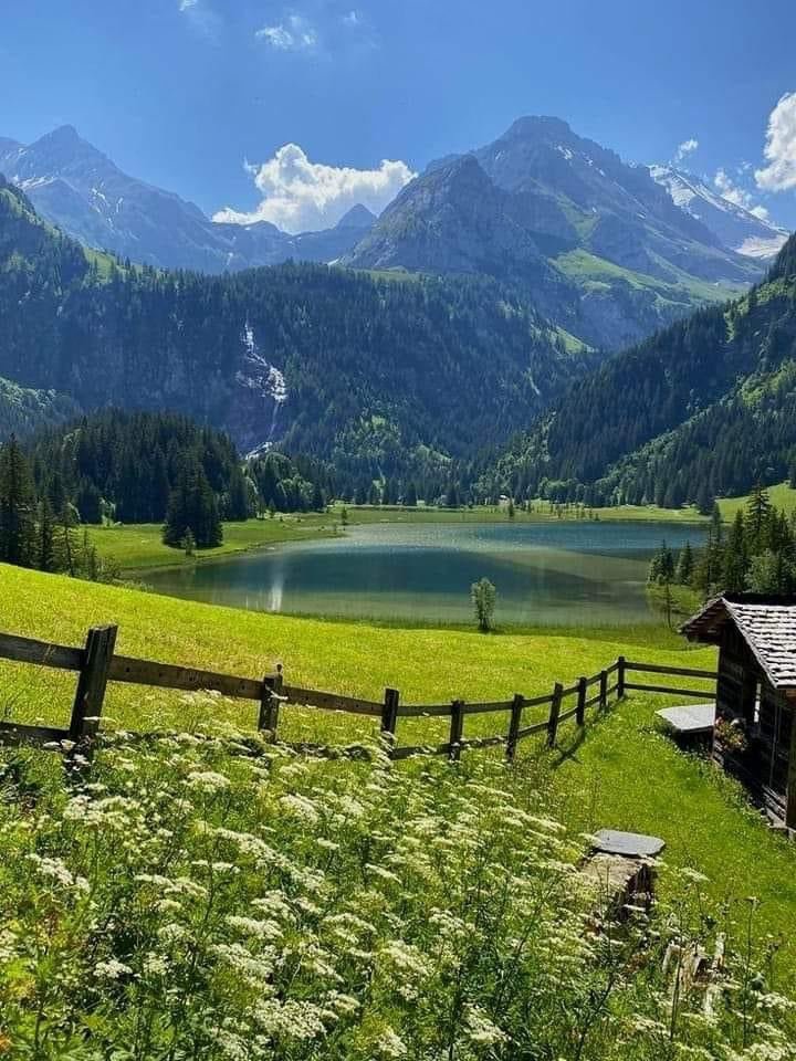 Laueren Gstaad, #Switzerland