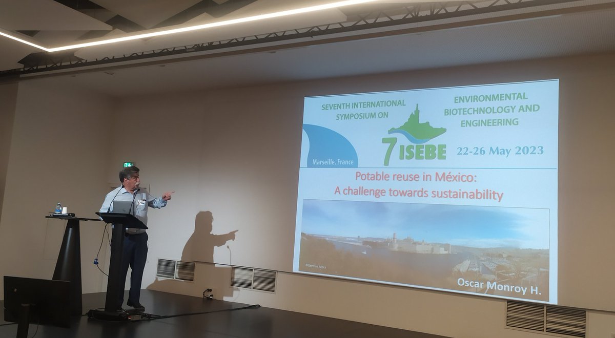 Time for the Oscar Monroy talk on water reuse in 🇲🇽 at <a href="/7Isebe/">7 ISEBE</a>