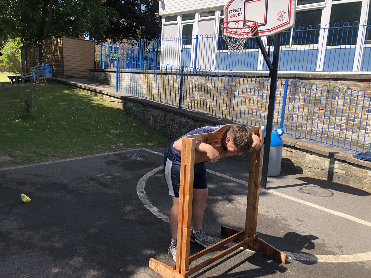 FHES PE Department tweet media