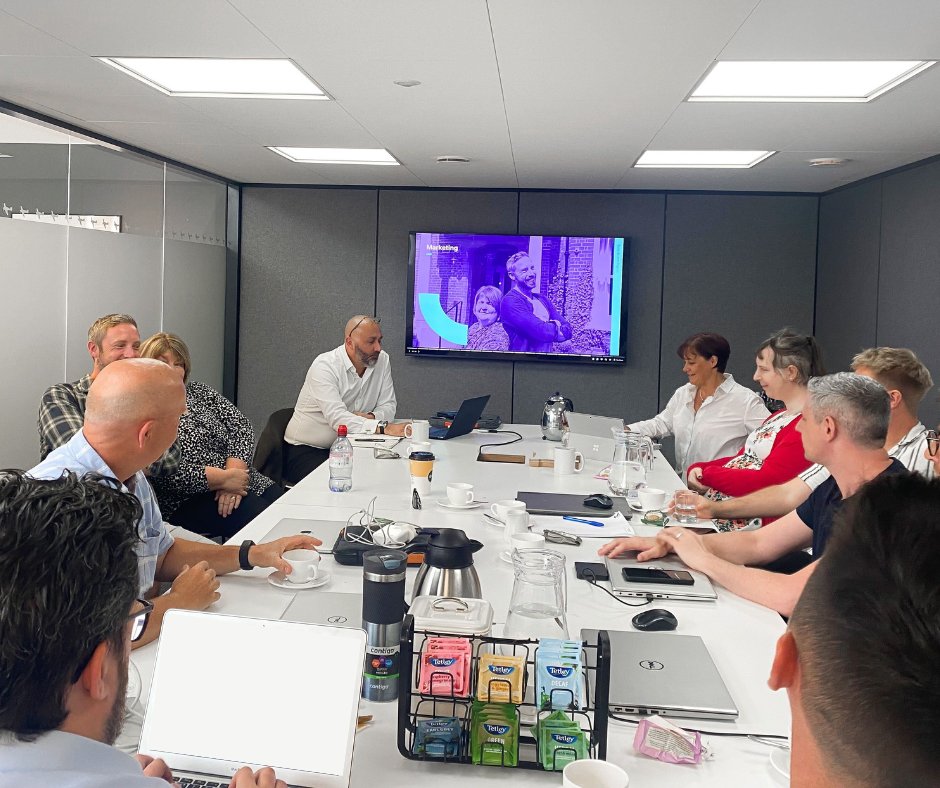 granite5ltd's tweet photo. Today has been a day of great conversations and team building for Granite 5 at The Officers Mess in Duxford. The perfect way to finish the week. 🙌

#DigitalMarketing   #DigitalAgency #TeamBuilding https://t.co/Ch0tDErmmO