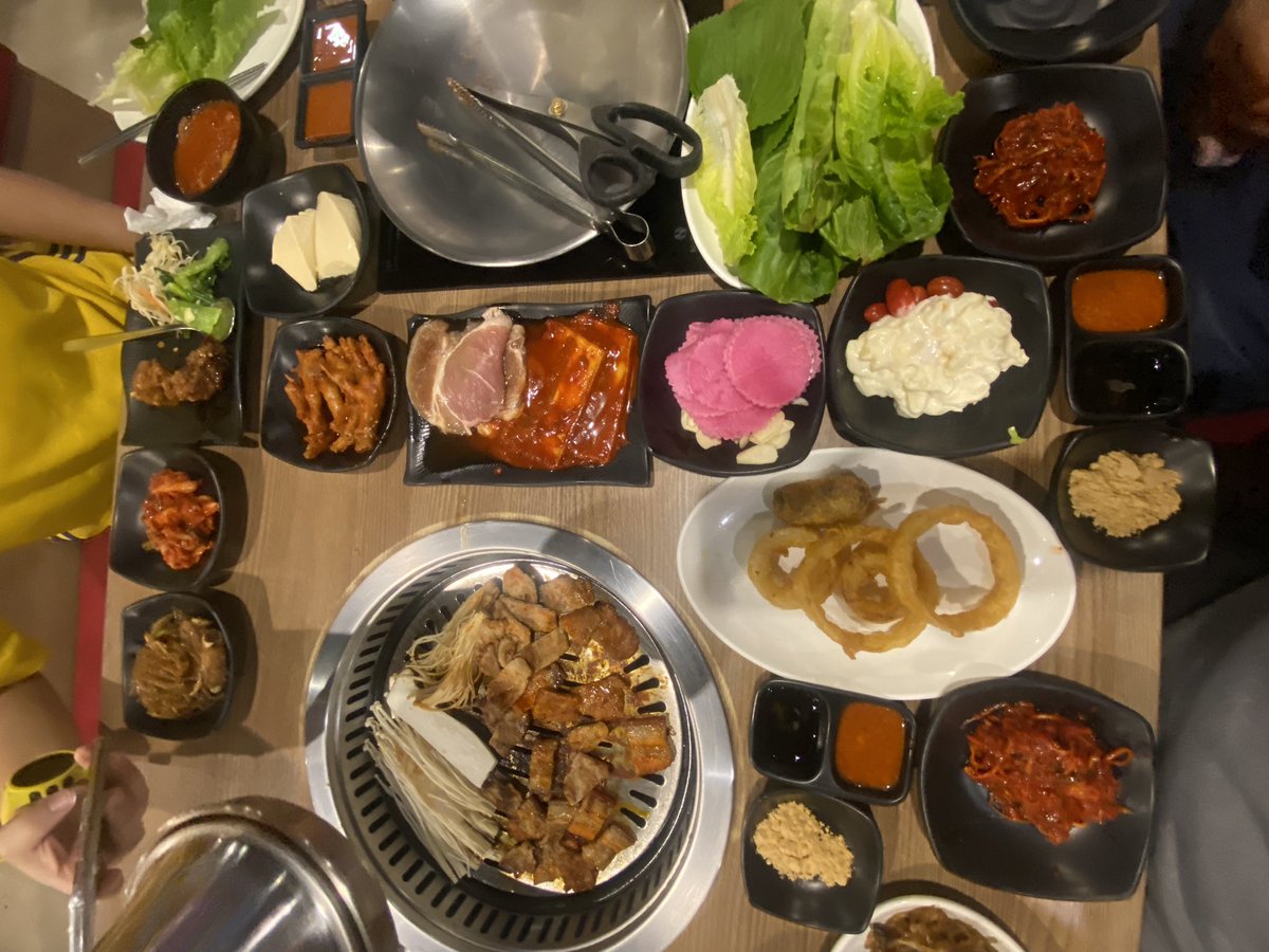 OomLittle's tweet photo. อิ่มมาก #factorybuffet https://t.co/uJ09TjowE8